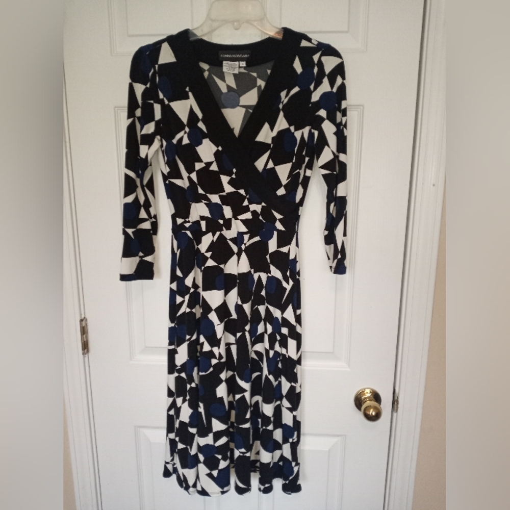 Donna Morgan Dress with Black, Cream and Blue Size 4
